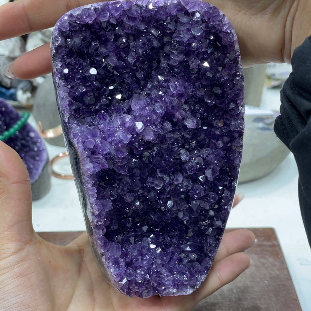 紫晶大型摆件（非配饰）未镶嵌
