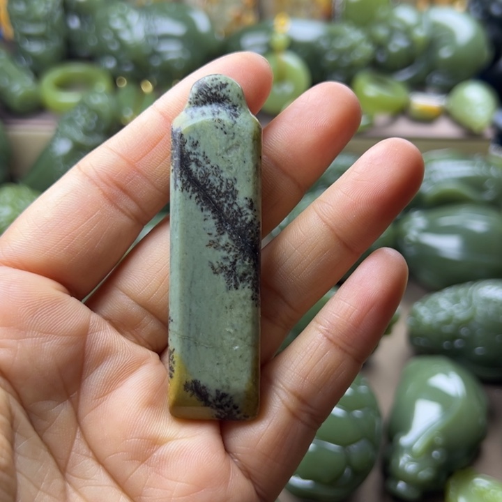 岫岩老玉（透闪石质玉）未镶嵌挂件