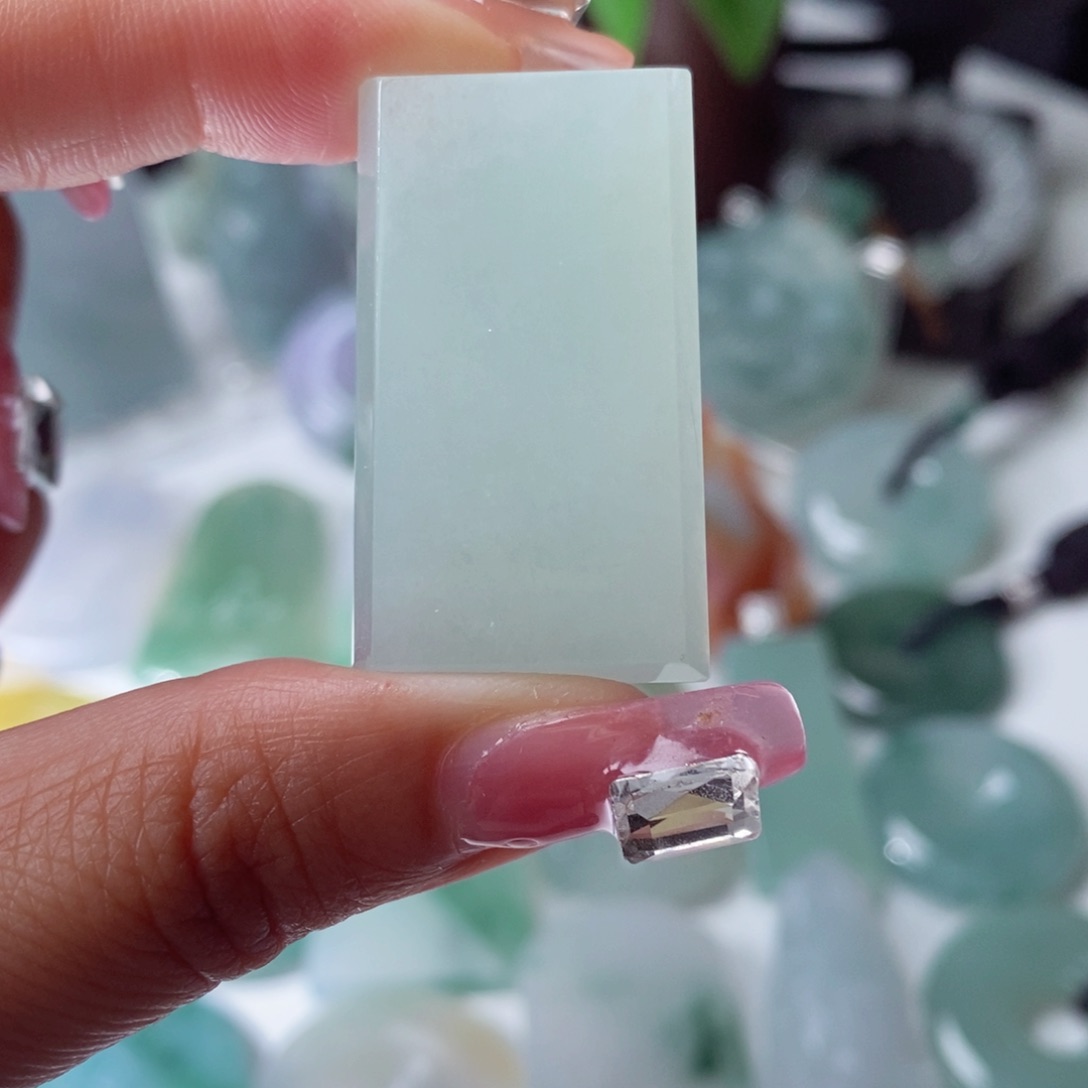 定制翡翠未镶嵌天然翡翠