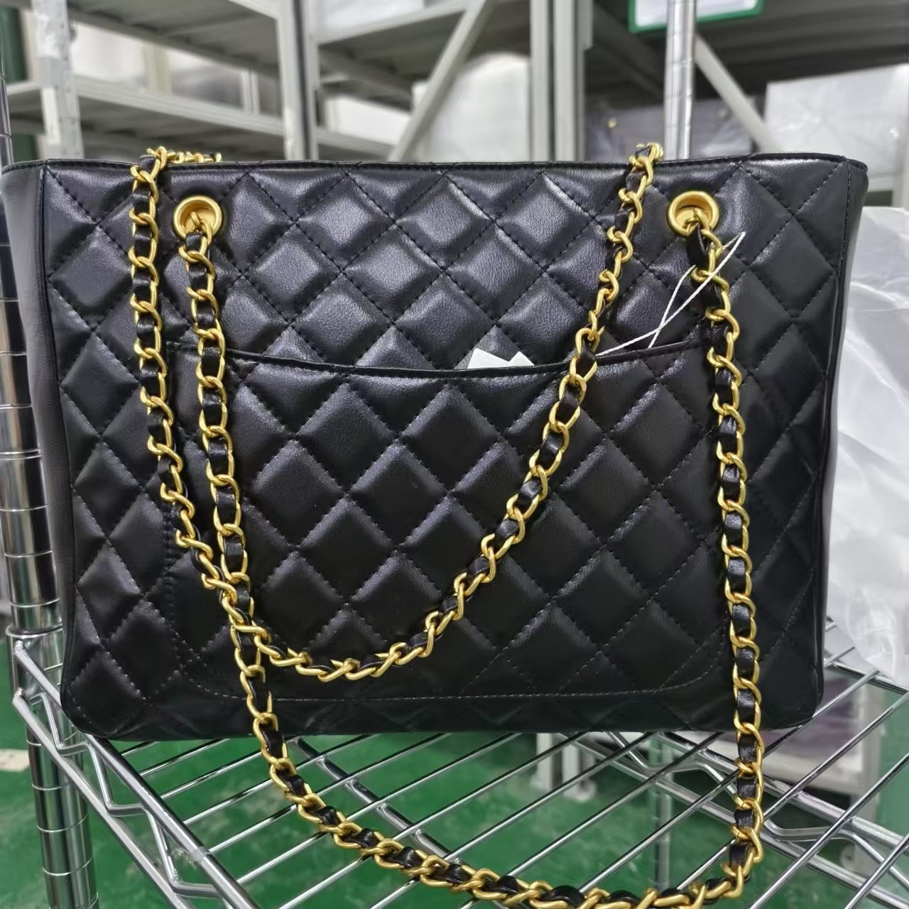 时尚潮流真皮新款女包斜挎包 10992 黑色