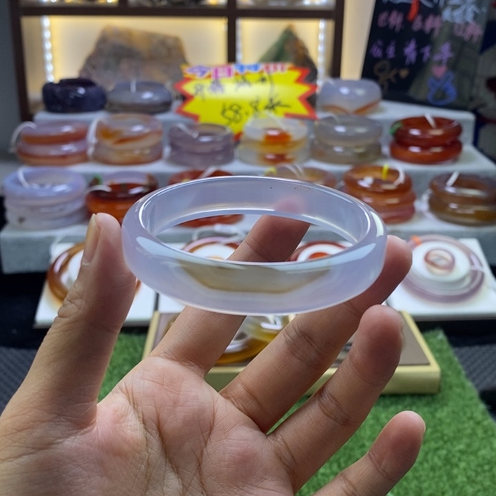 手镯玛瑙/玉髓未镶嵌