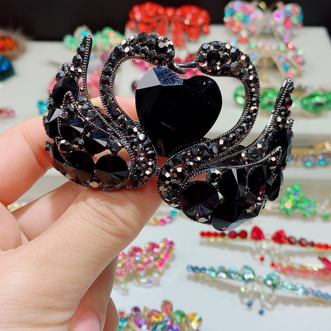 皮质铁合金发饰的