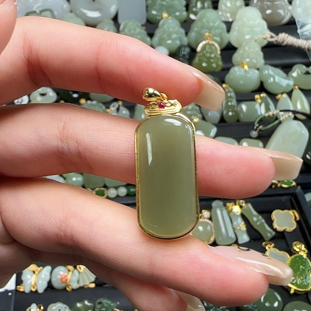 和田玉银S925镶嵌颈饰