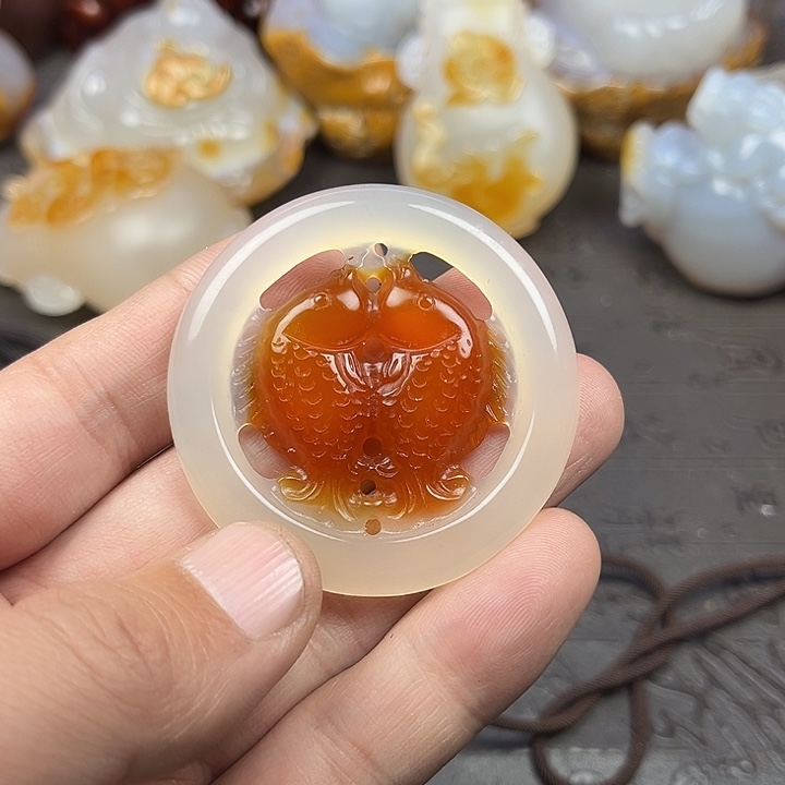 玛瑙/玉髓摆件未镶嵌顺****✍