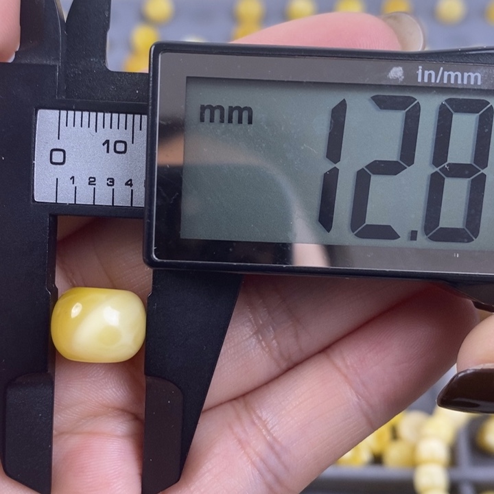 琥珀裸石未镶嵌琥珀蜜蜡2