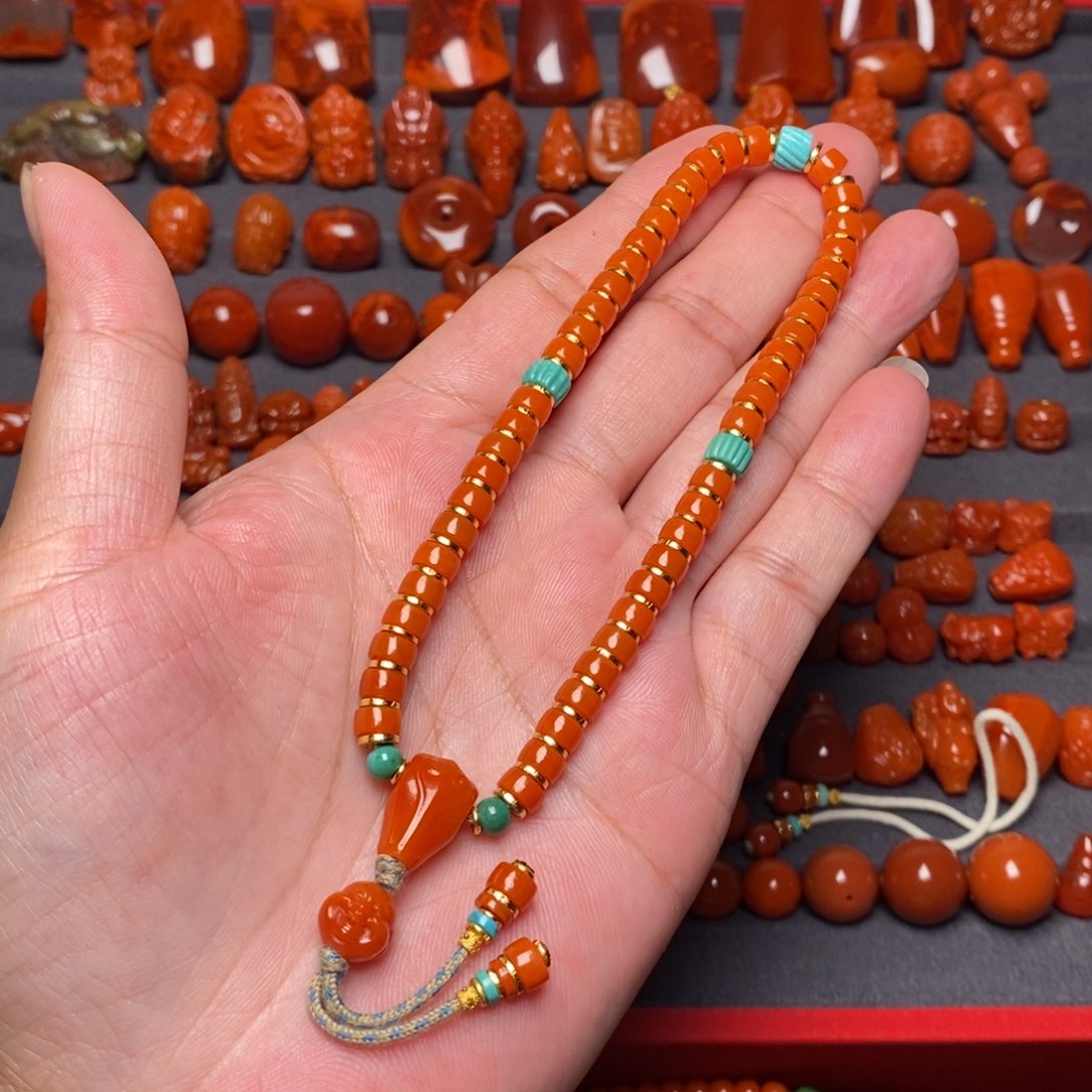 南红玛瑙保山精工直切手持未镶嵌