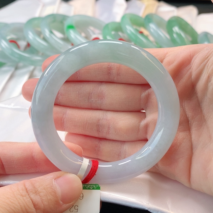 翡翠手镯未镶嵌缅甸A货翡翠手镯