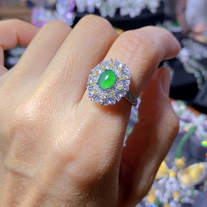 翡翠戒指银S925镶嵌天然翡翠