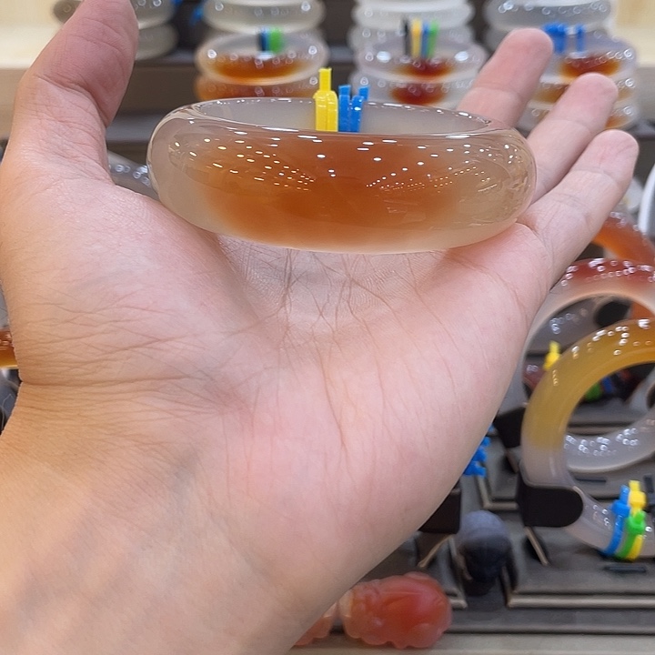 玛瑙/玉髓未镶嵌手镯76