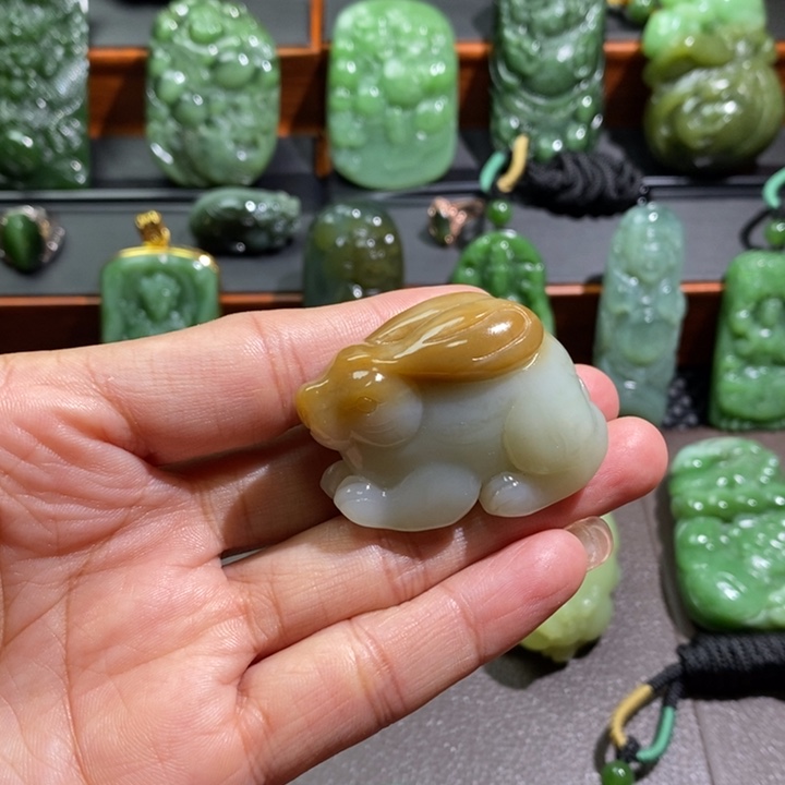 未镶嵌和田玉挂件
