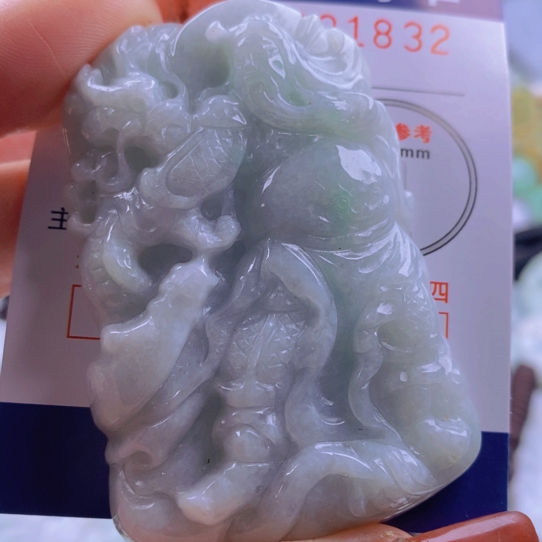 翡翠吊坠(不含链)未镶嵌