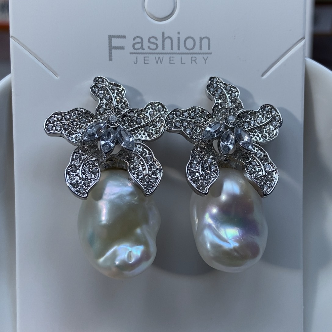 淡水珍珠耳环合金特价147