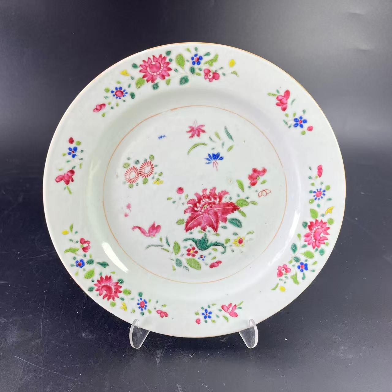 25080737 清乾隆粉彩花卉纹赏盘 口径22.9cm 