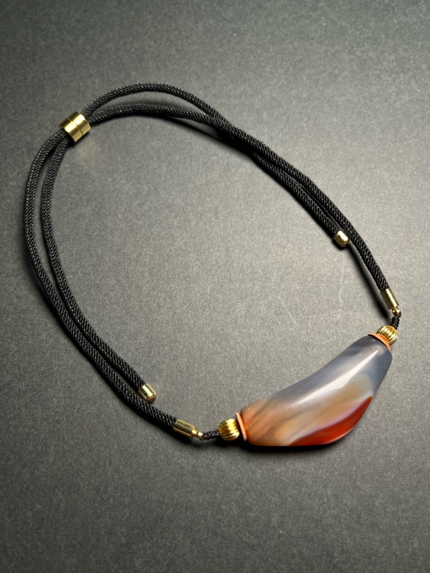 不二收藏文创 红色带眼牛角珠项链