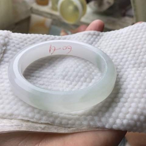 石英质玉（金丝玉）未镶嵌手镯加工定制