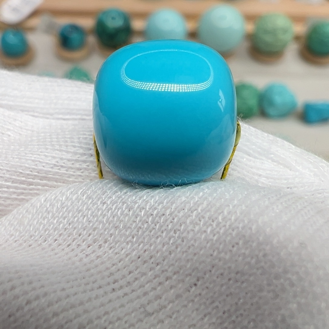 绿松石配饰未镶嵌