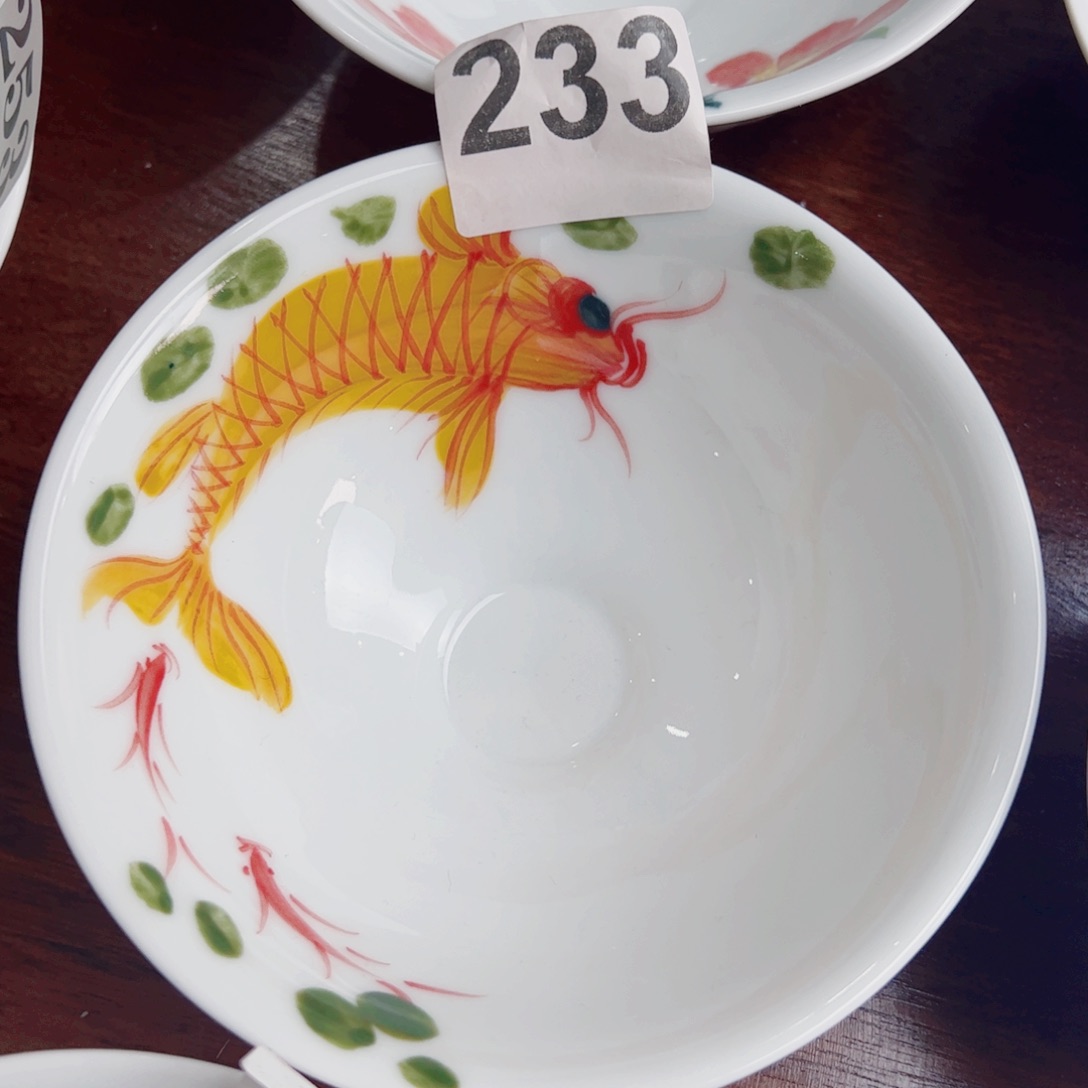 景德镇陶瓷手工手绘制作