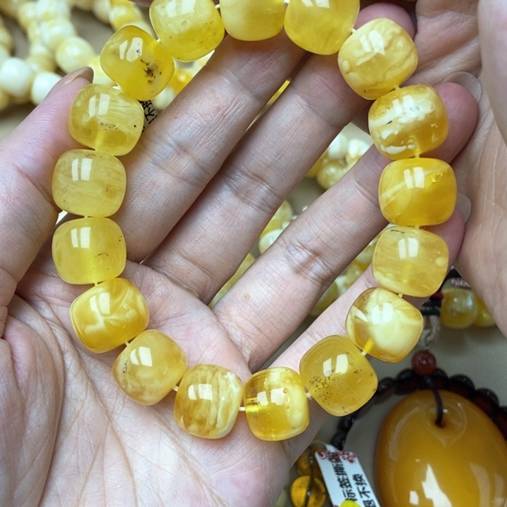 琥珀未镶嵌珠宝奇石8