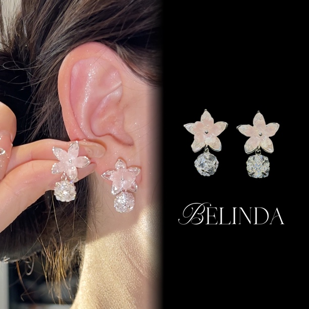 铜合金锆石耳饰 E10059时尚百搭轻奢五角星耳饰