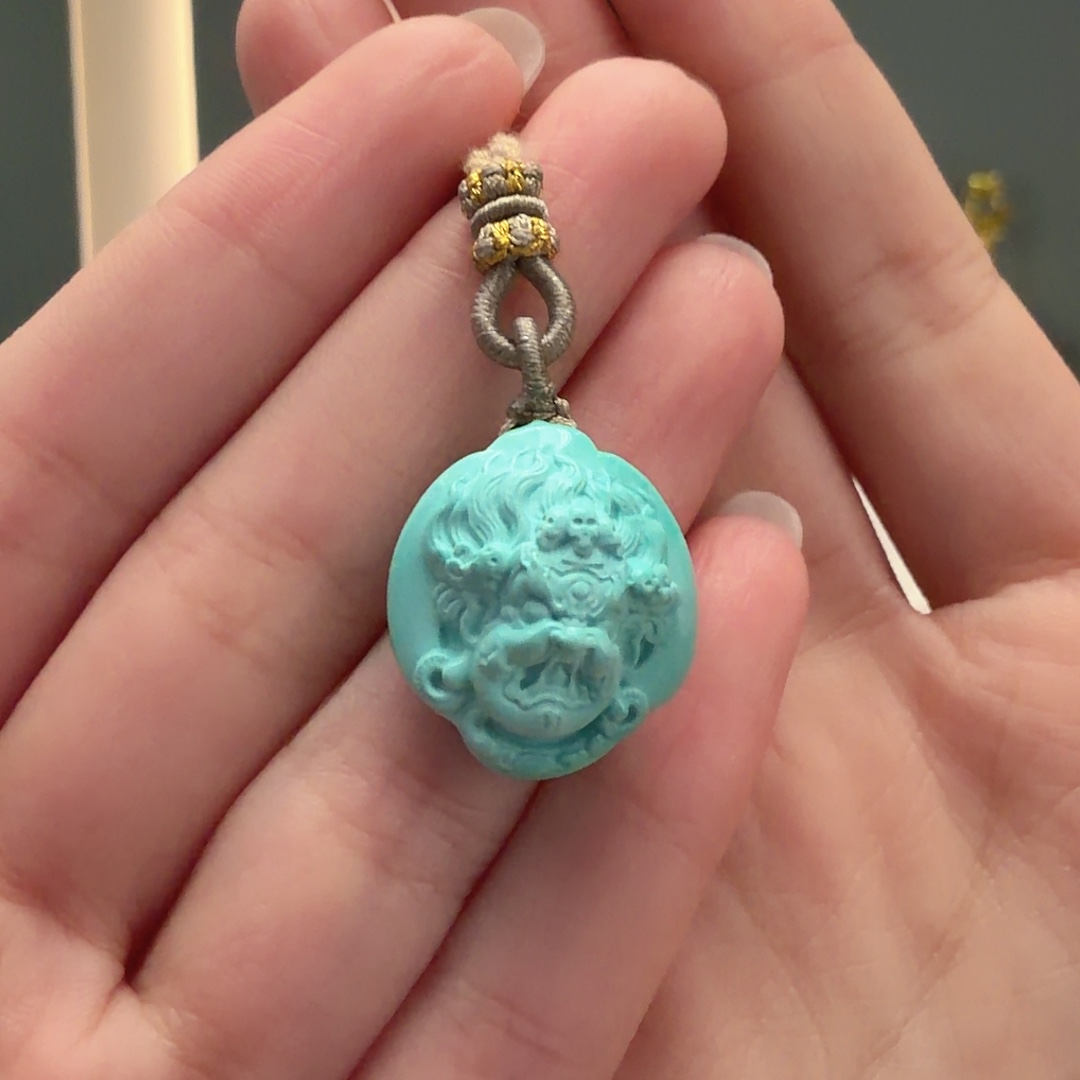 绿松石未镶嵌颈饰