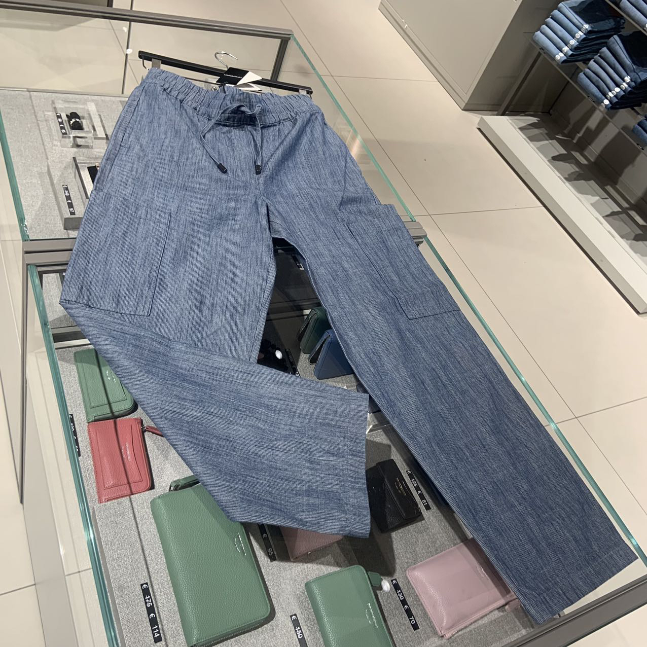全新未使用 GIORGIO ARMANI/阿玛尼 女士休闲裤EA