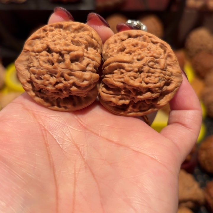 小***总文玩核桃吊坠官帽