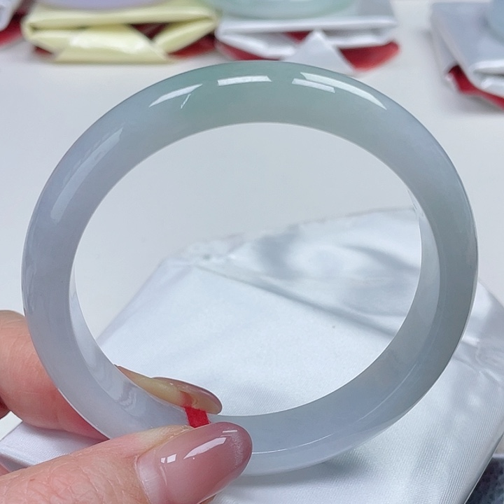 翡翠手镯未镶嵌缅甸62.63