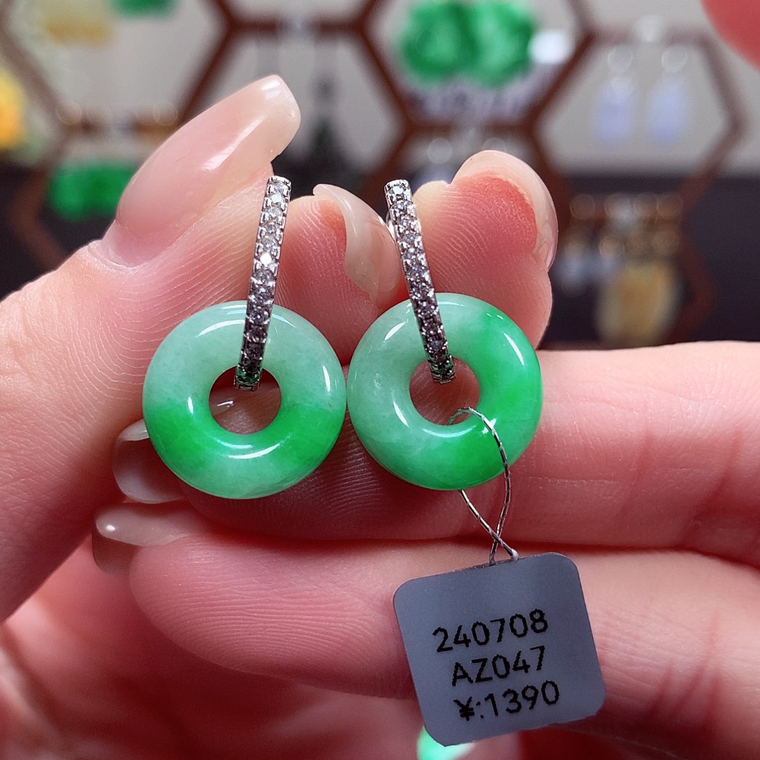翡翠耳饰银S925镶嵌天然翡翠