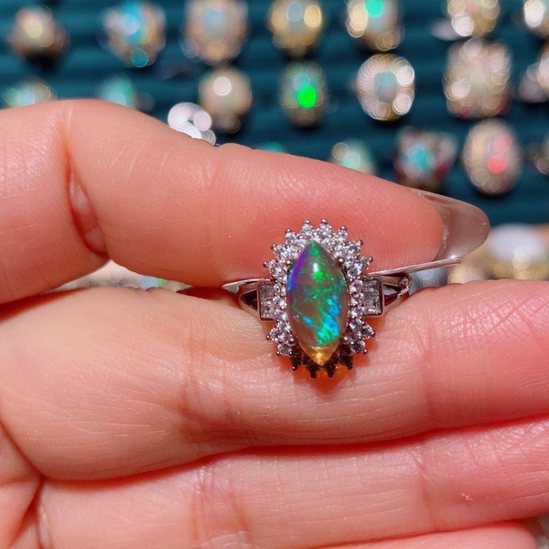 欧泊欧泊戒指银S925镶嵌