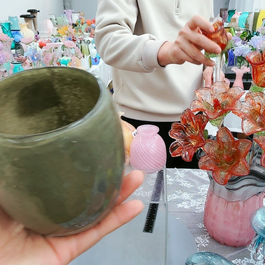 福利不退不换琉璃花瓶艺术品