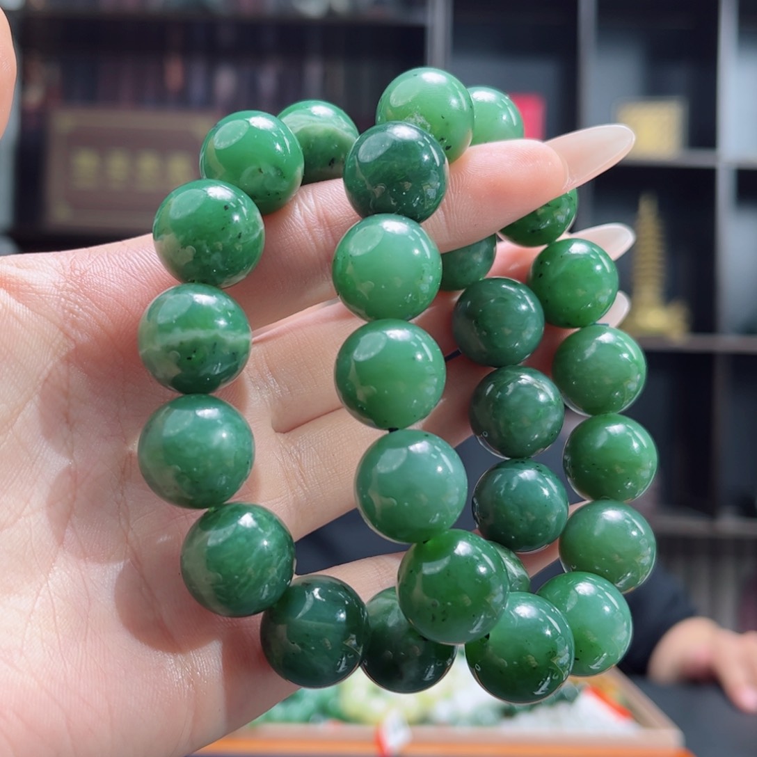 【闪购商品】和田玉手链未镶嵌俄罗斯碧玉16微瑕多样性拍一发一