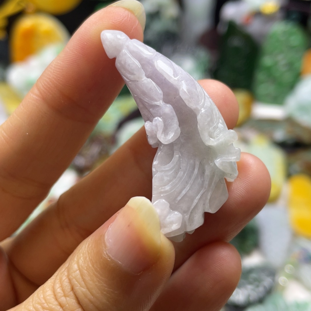 翡翠颈饰未镶嵌牌子