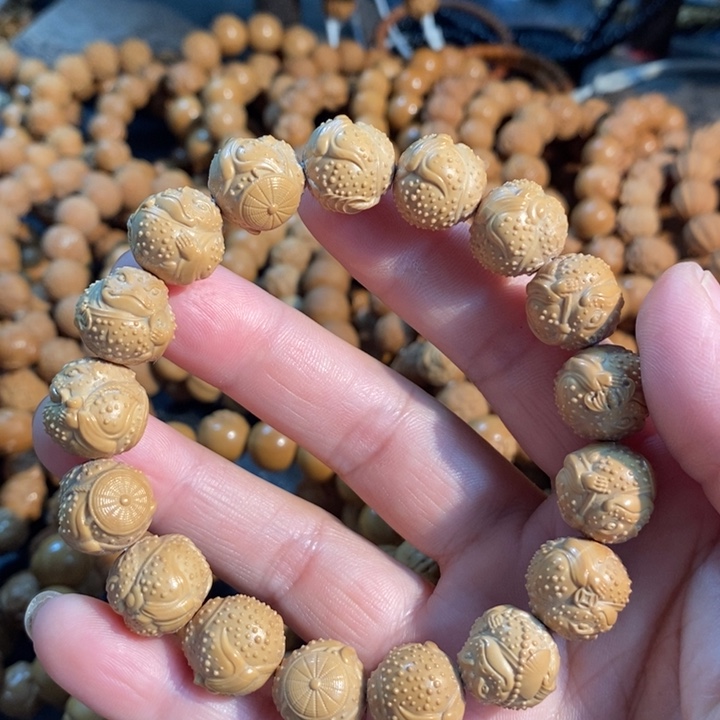 猴头核桃手串文泰金蝉