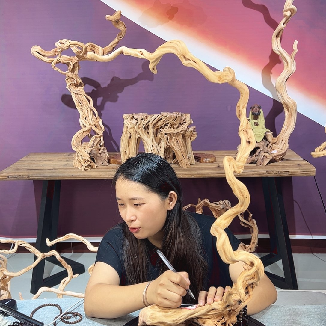 厚***生天然杜鹃根根艺摆件