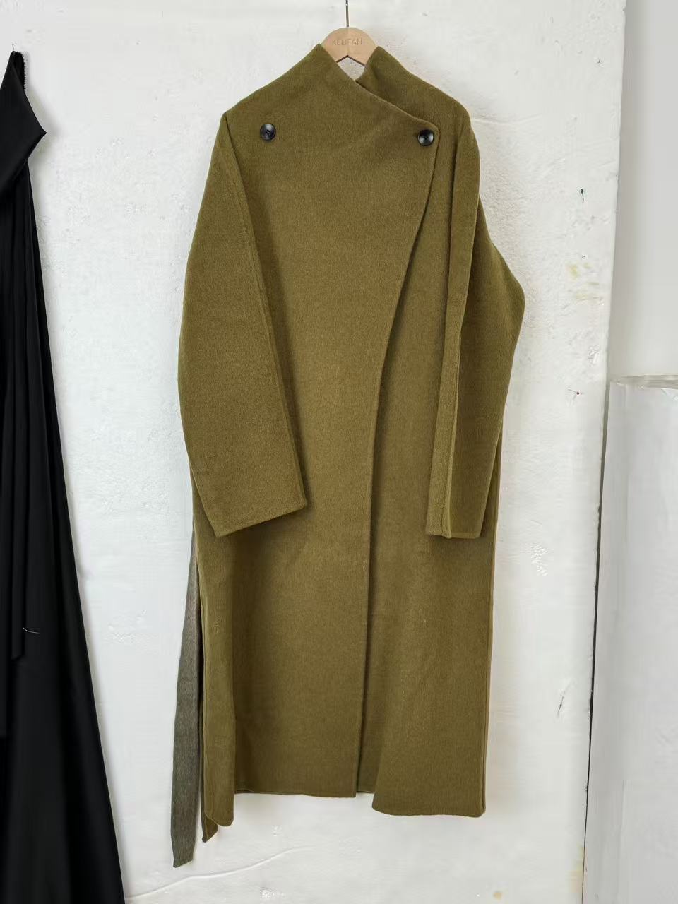 酒午复古秋冬新款袖口大毛领设计羊毛加厚毛呢大衣YS900