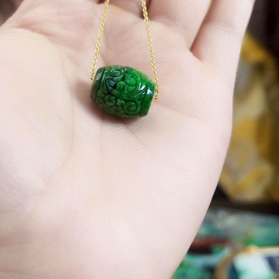 翡翠18K金镶嵌颈饰多样性发货