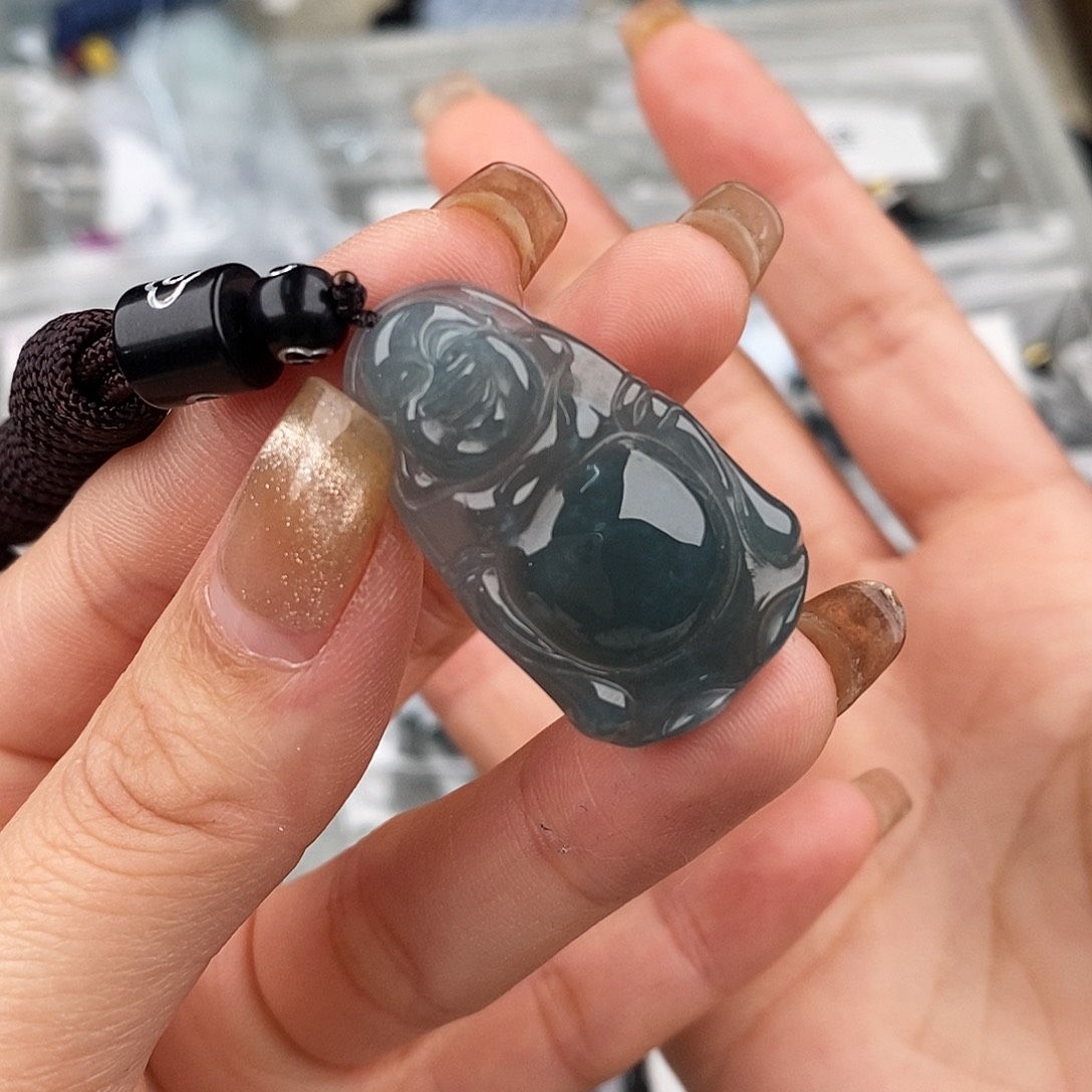 翡翠颈饰未镶嵌一
