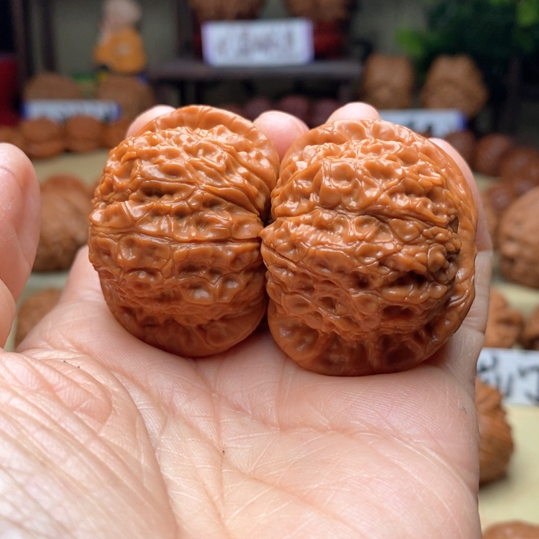 文玩核桃把件茗****部血麒麟