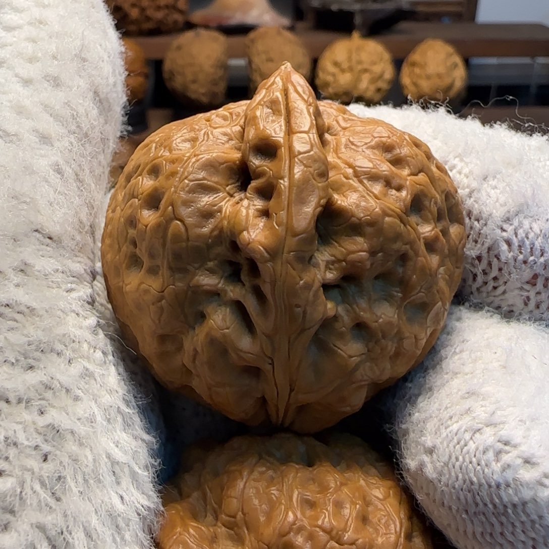 把件文玩核桃玉玲珑