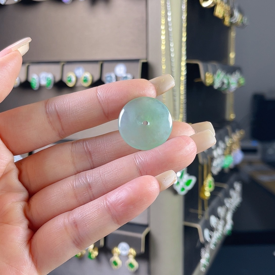 M***秋翡翠未镶嵌耳饰缅甸A货