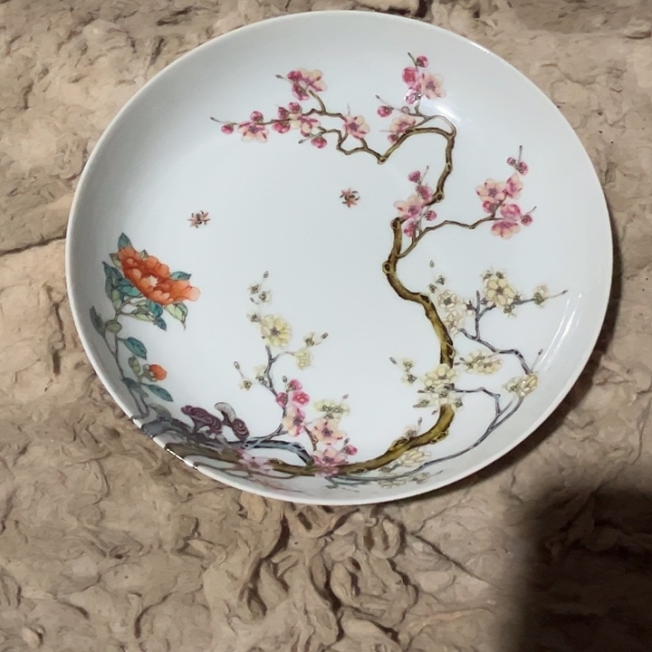 L***C陶12345678粉彩梅花盘