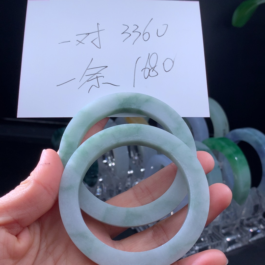 定制翡翠手镯未镶嵌