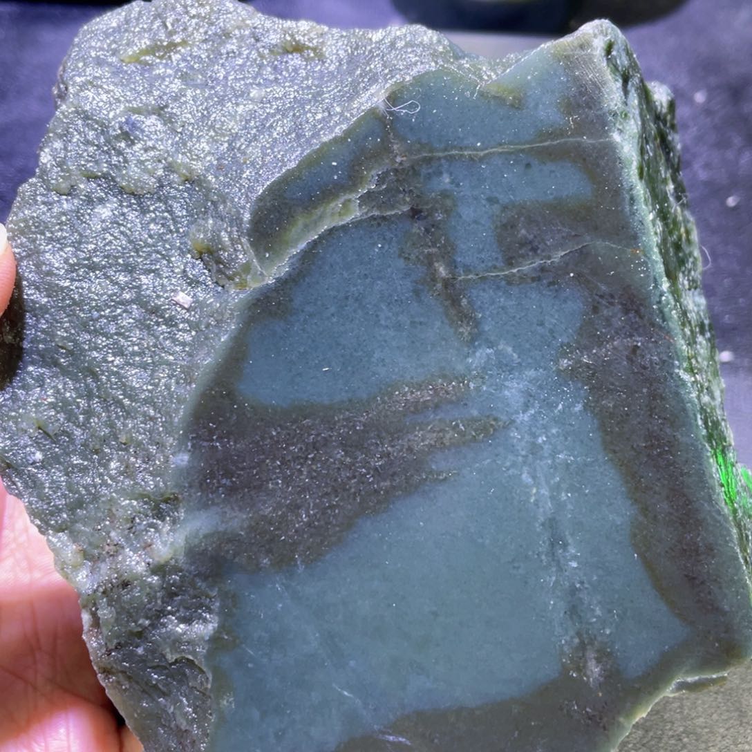 未镶嵌和田玉（糖玉）珠宝半成品