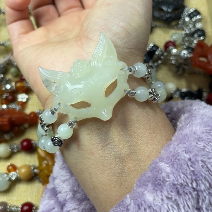 蛇纹石玉合金颈饰