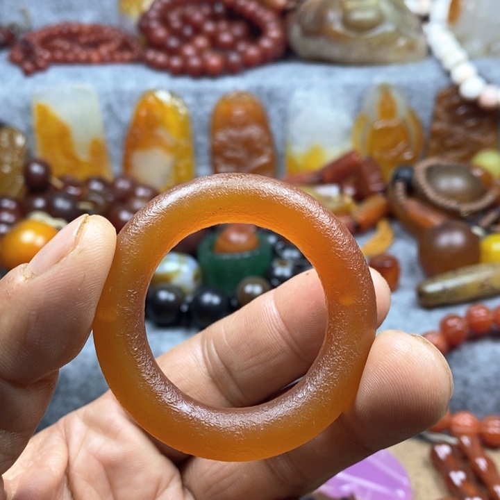 玛瑙/玉髓颈饰未镶嵌