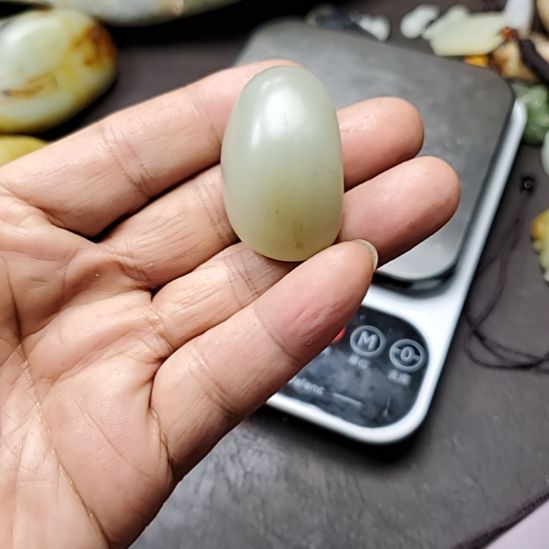 和田玉（糖玉）未镶嵌挂件