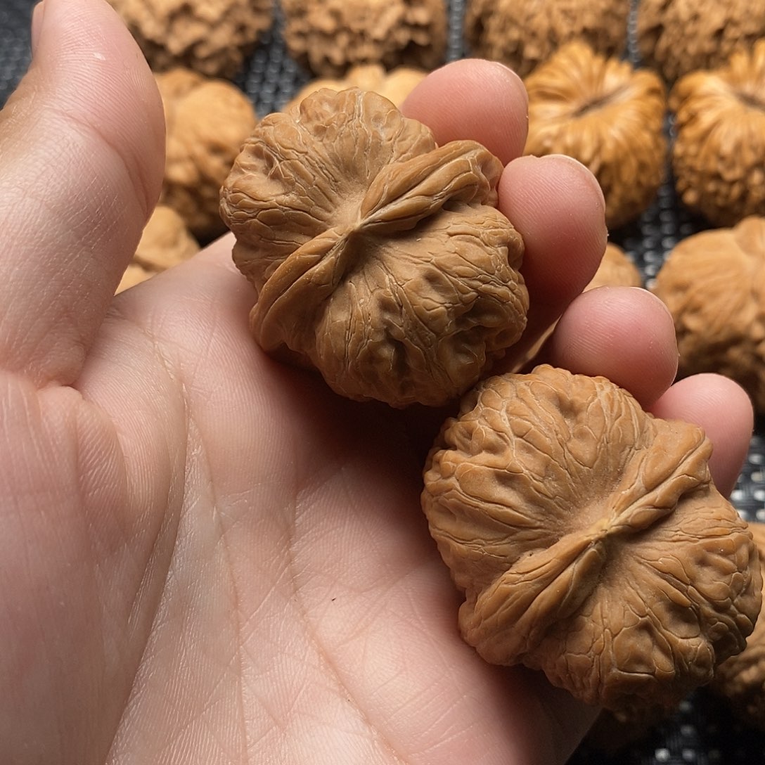 液***装吊坠文玩核桃核桃