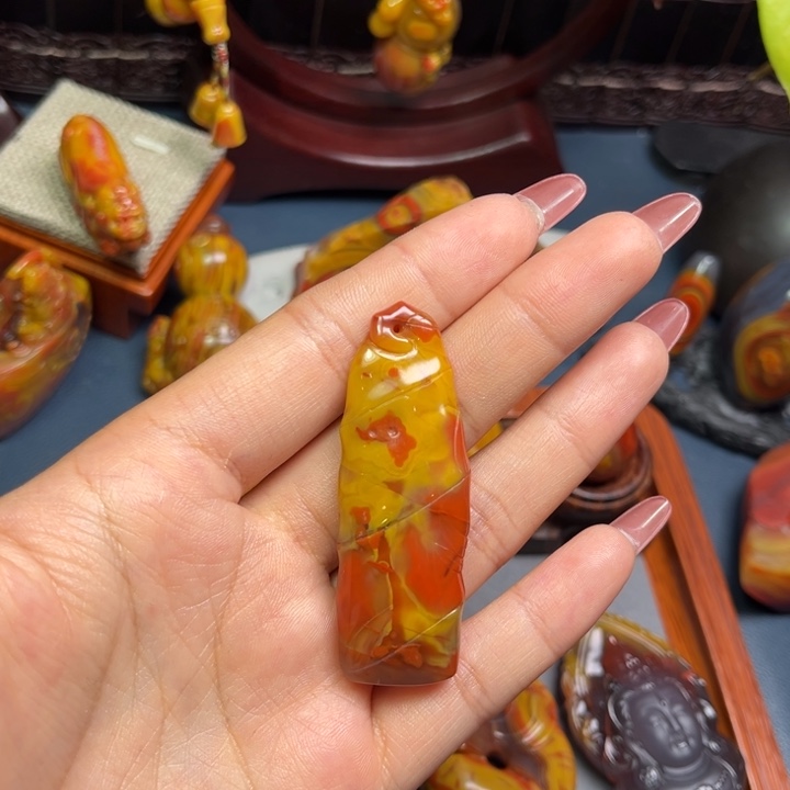 玛瑙/玉髓未镶嵌颈饰