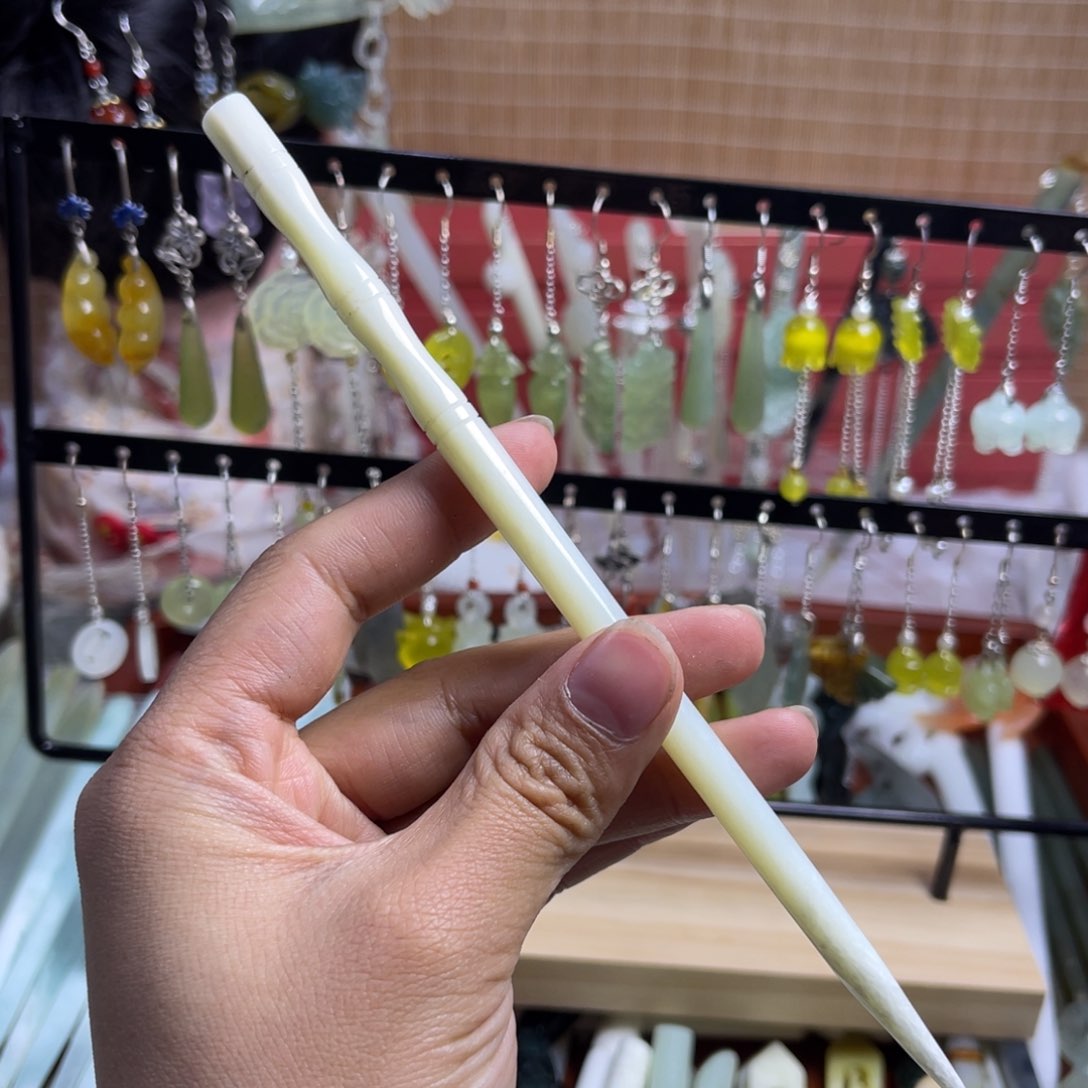 蛇纹石玉发饰未镶嵌