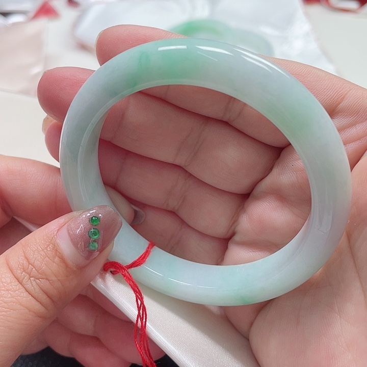 翡翠手镯未镶嵌缅甸翡翠手镯58圈